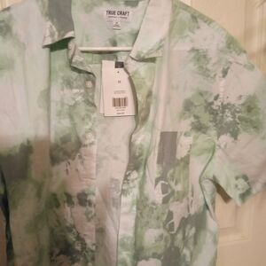 True Craft green tie dye button front shirt